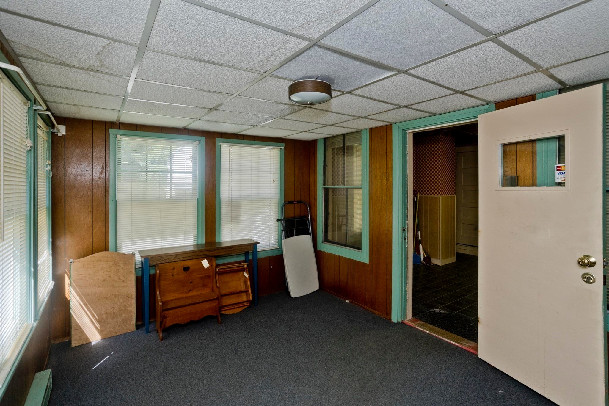 137 Sheridan St, Chicopee, MA Photo #15
