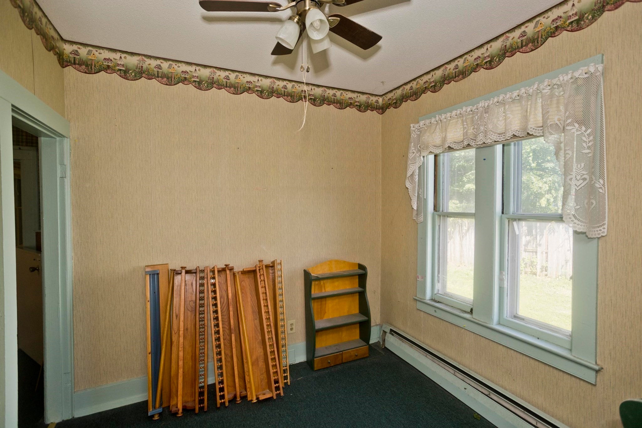137 Sheridan St, Chicopee, MA Photo #9