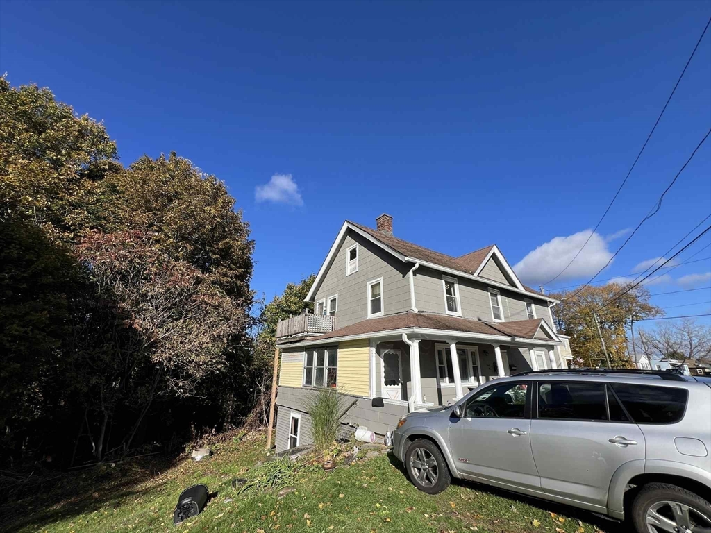 39 Circular Ave