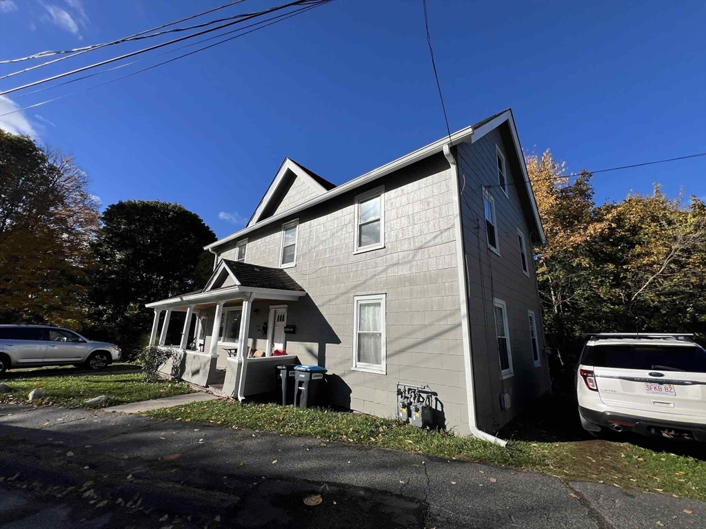 39 Circular Ave