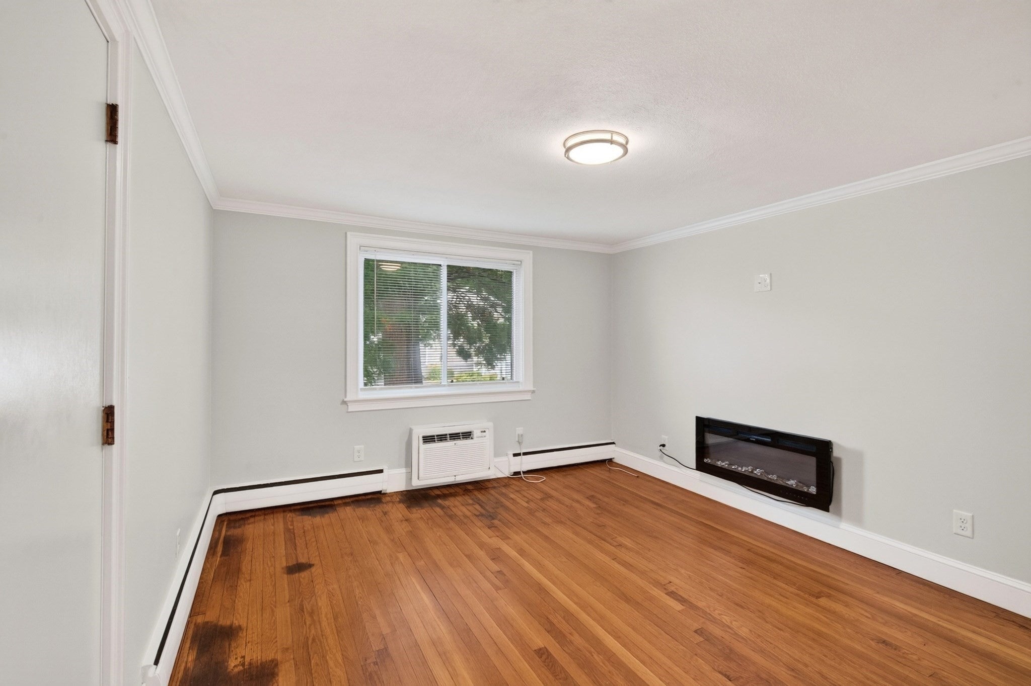 2 Charles St #3, Randolph, MA, 2 Charles St #3, Randolph, MA Photo #3