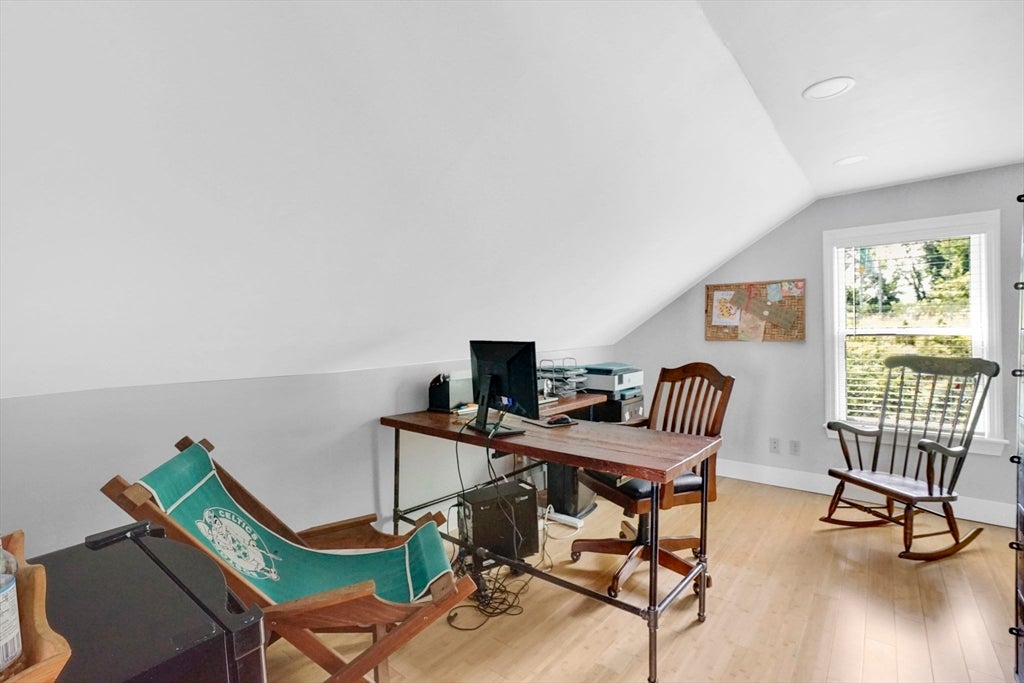 61 Abbey St, Chicopee, MA Photo #21