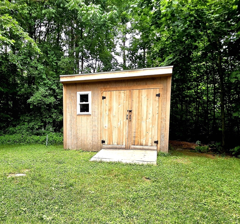 147 Valley Rd