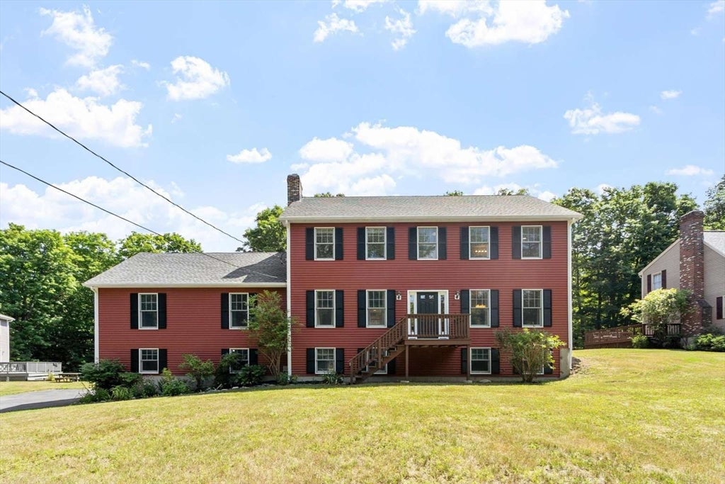 22 Valley Forge Circle 1
