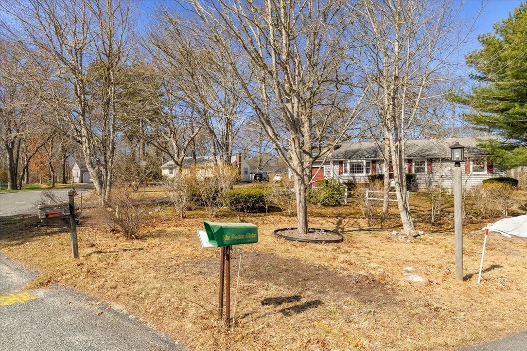 14 Benjamin Rd
