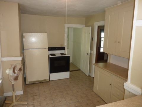 169 Main St. 2 Avon MA 02322