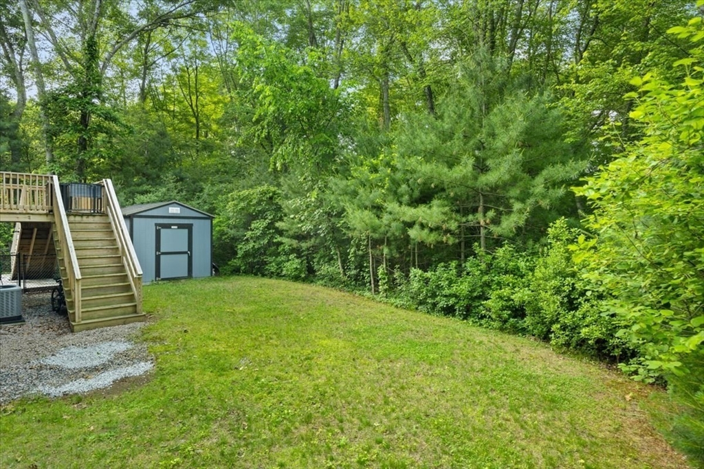 405 Norton Ave