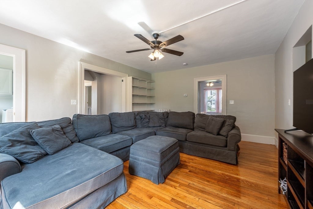1136 N Pleasant St, Amherst, MA Photo #16