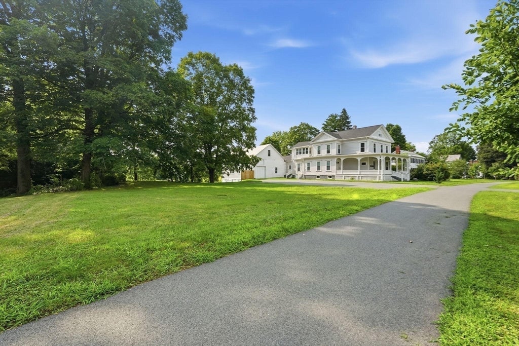 1136 N Pleasant St, Amherst, MA Photo #7