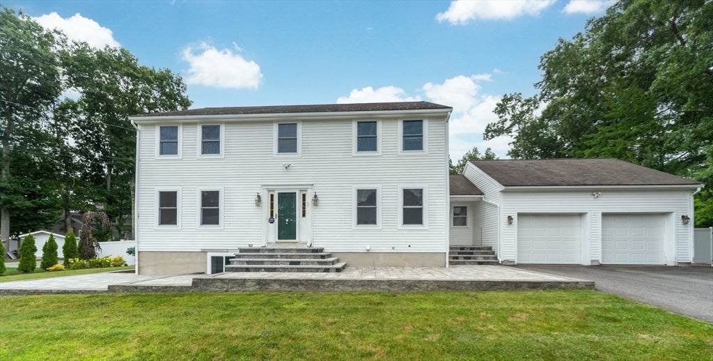 65 Tiffany Dr