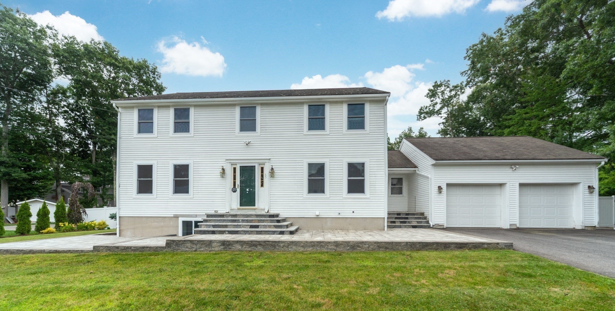 65 Tiffany Dr