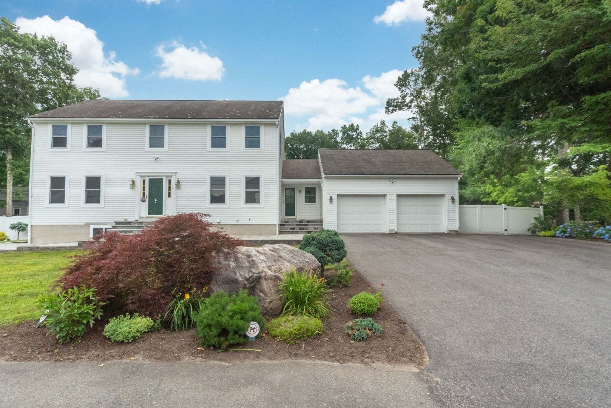 65 Tiffany Dr
