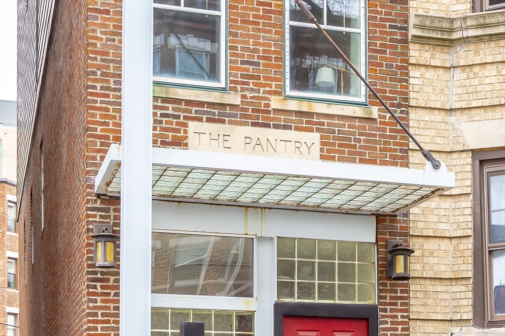 37 Queensberry St 37