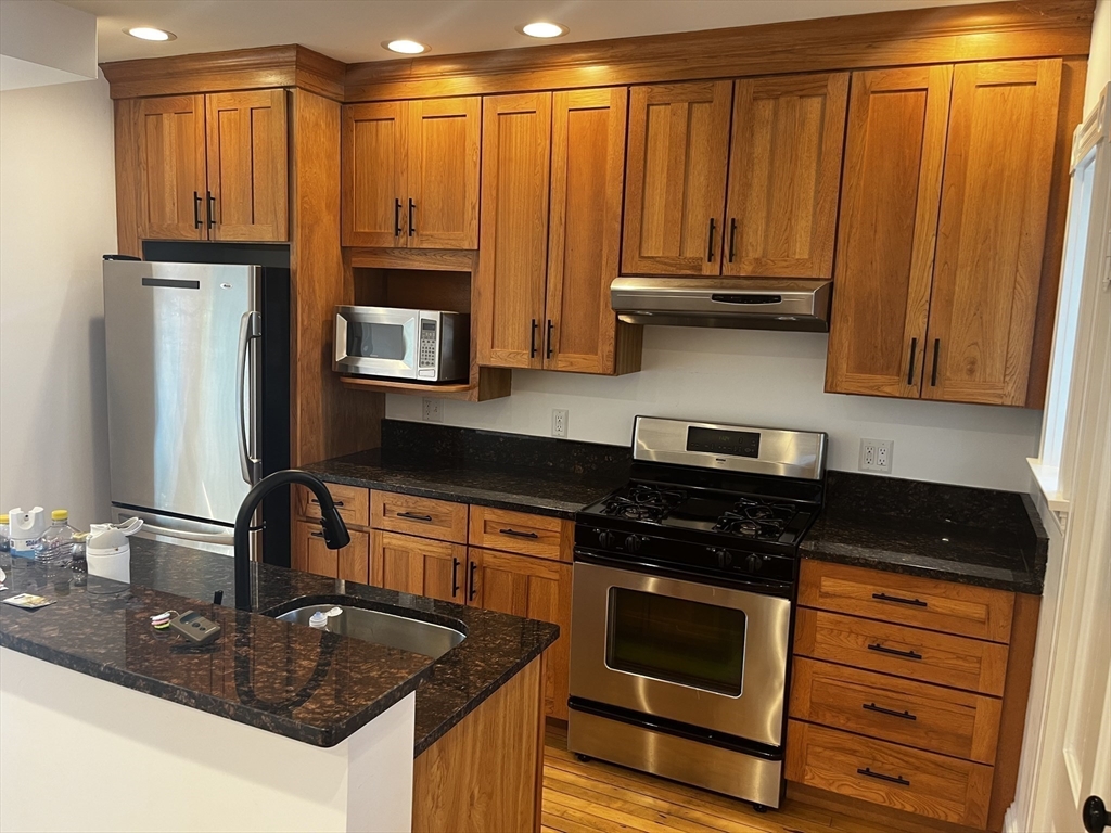 41 Cottage Street