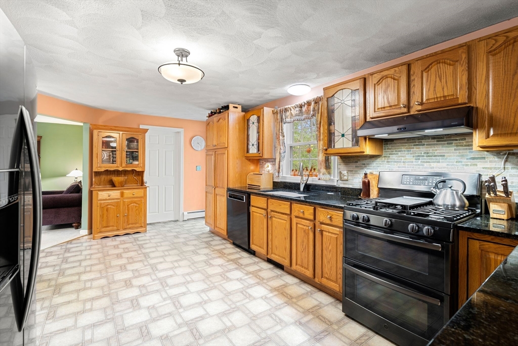 18 W Parish Ridge Rd, Haverhill, MA Photo #13