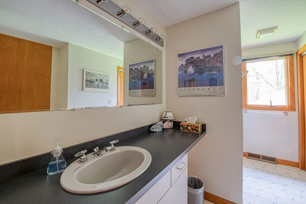 1044 Plymouth Street, East Bridgewater, MA Photo #28