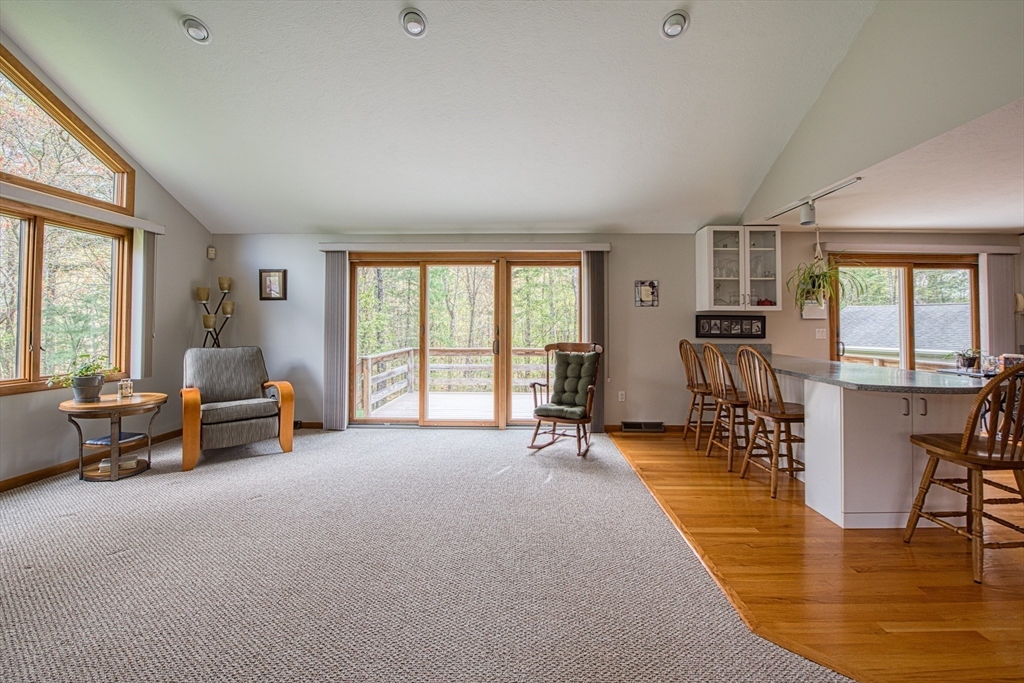 1044 Plymouth Street, East Bridgewater, MA Photo #15