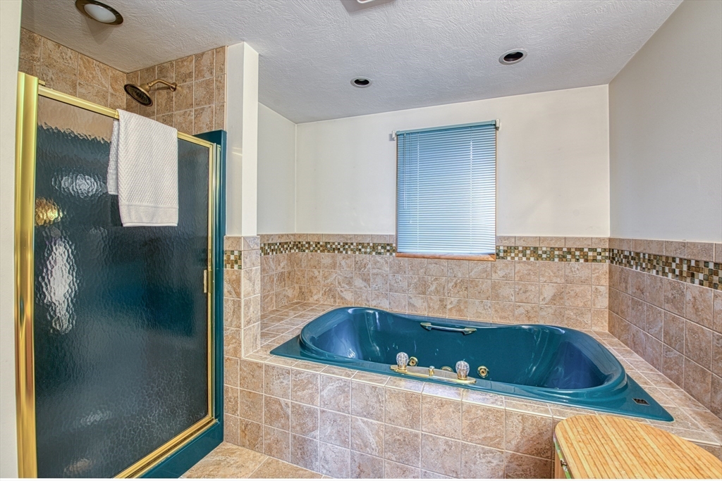 1044 Plymouth Street, East Bridgewater, MA Photo #27