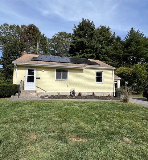 3 Delaney Avenue Dudley MA 01571