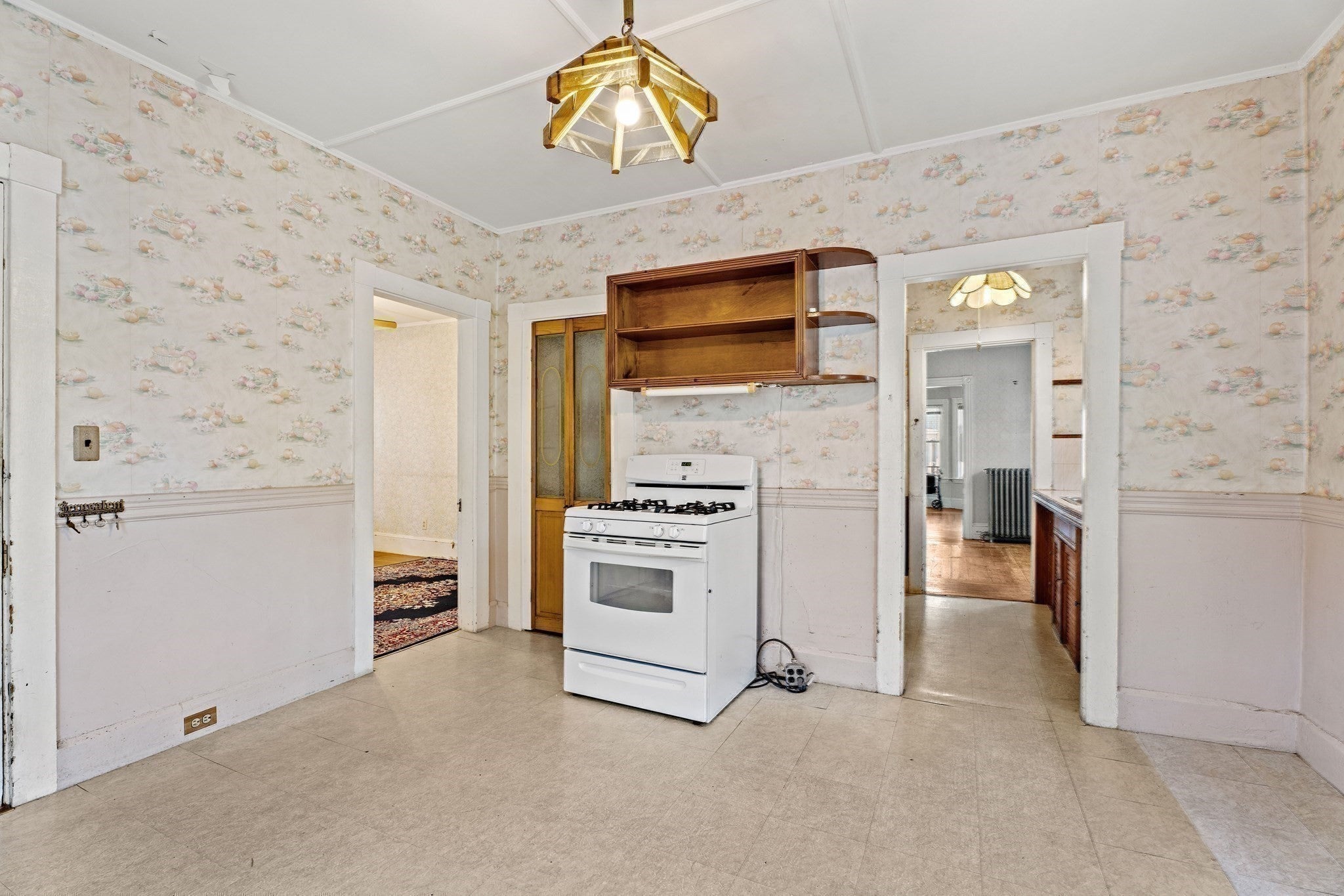 99 Farragut Rd, Swampscott, MA, 99 Farragut Rd, Swampscott, MA Photo #12