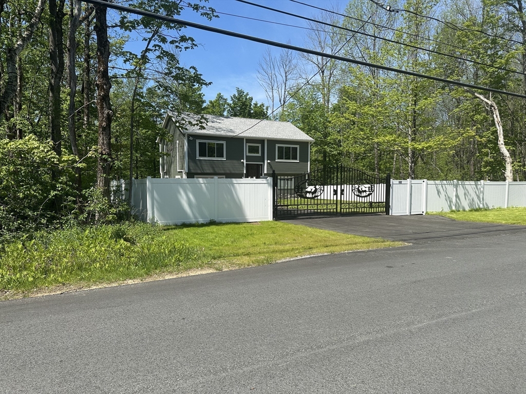 102 Wells Road