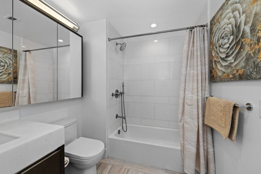 100 Lovejoy Wharf #5L, Boston, MA Photo #15
