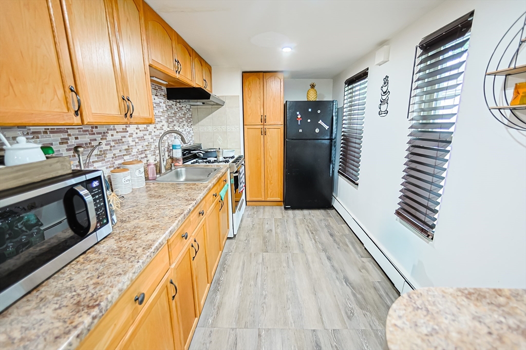 37 Neponset Ave