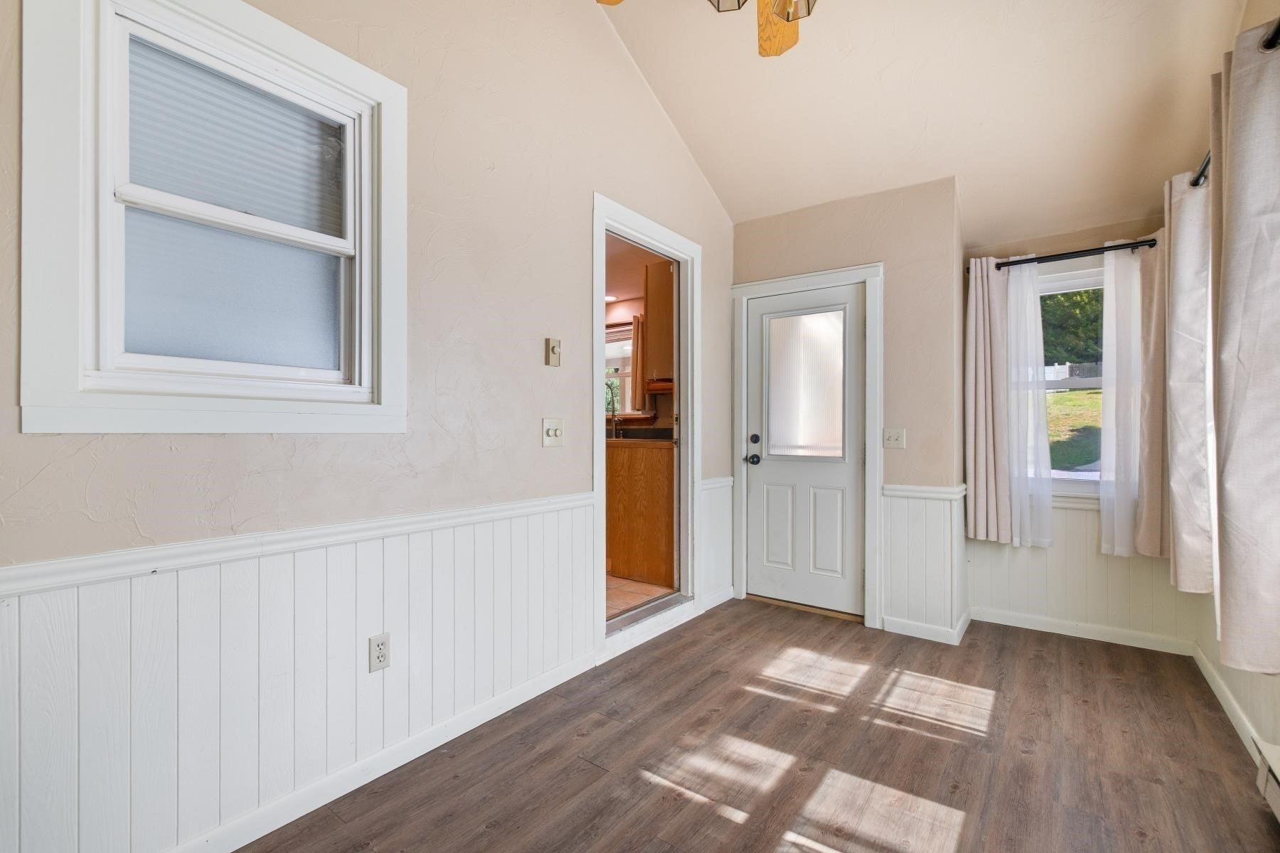 22 John F Kennedy Dr, Millbury, MA, 22 John F Kennedy Dr, Millbury, MA Photo #31