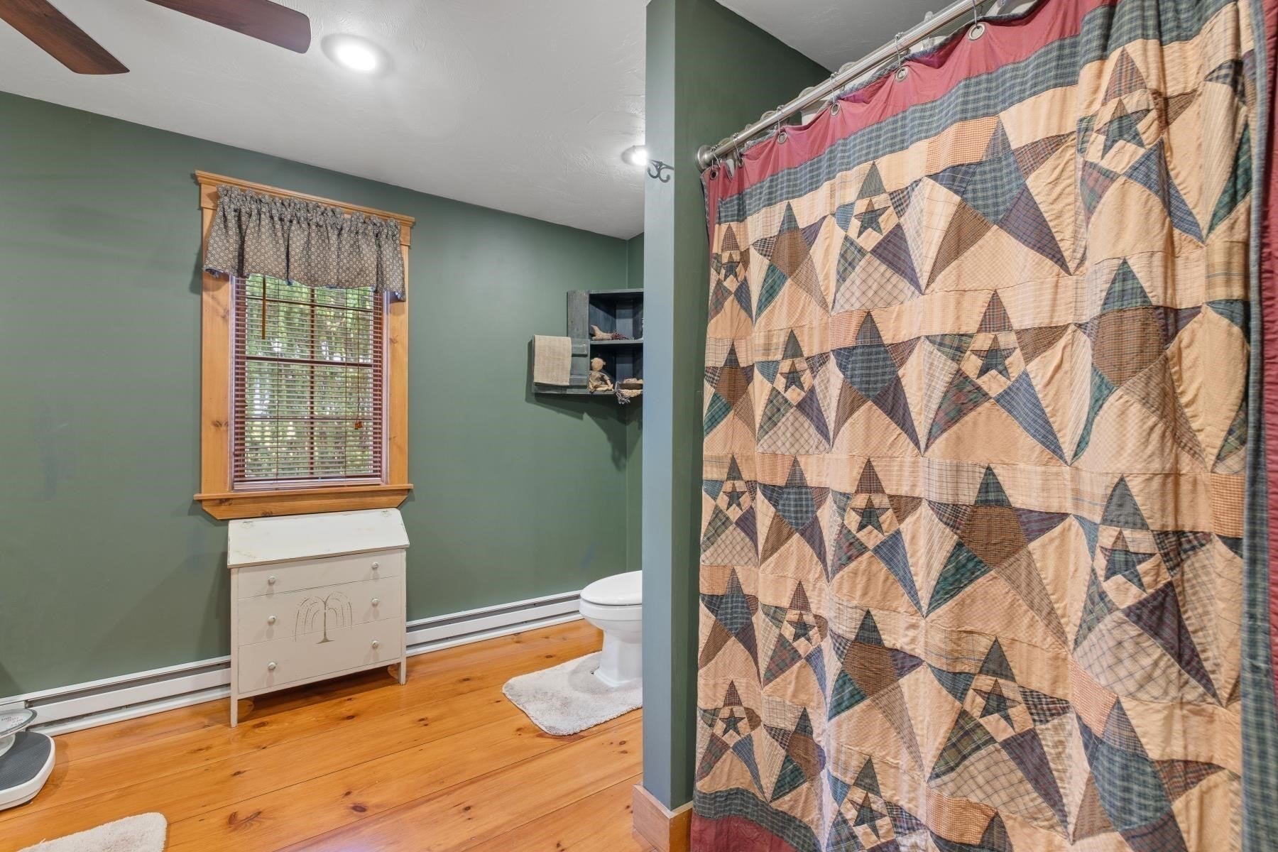 22 John F Kennedy Dr, Millbury, MA, 22 John F Kennedy Dr, Millbury, MA Photo #16