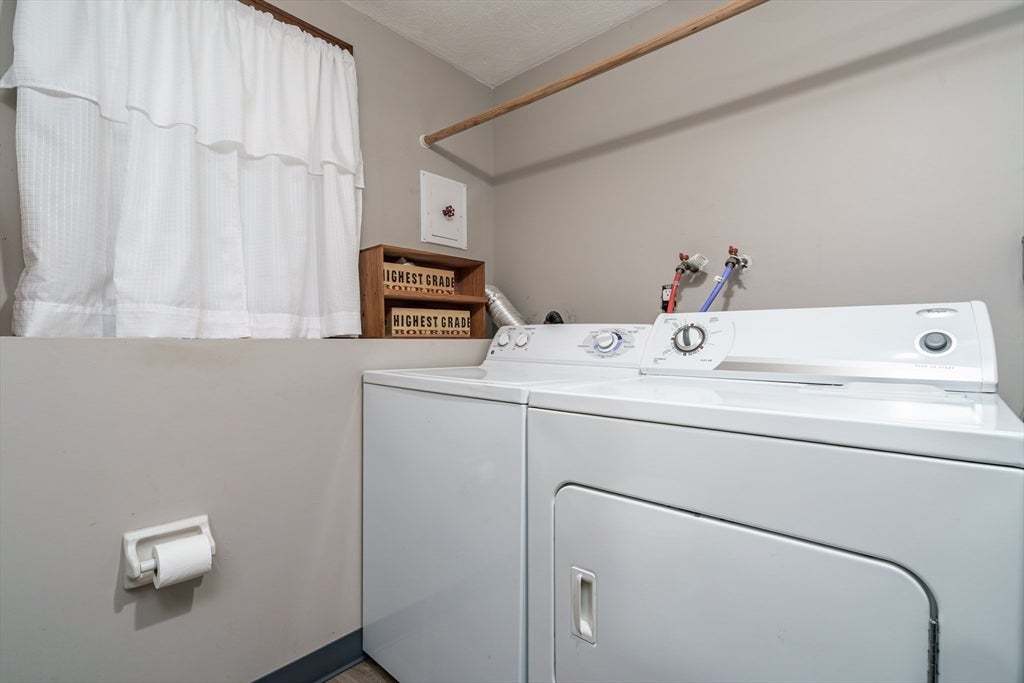 18 Ruthellen Road, Hudson, MA Photo #23