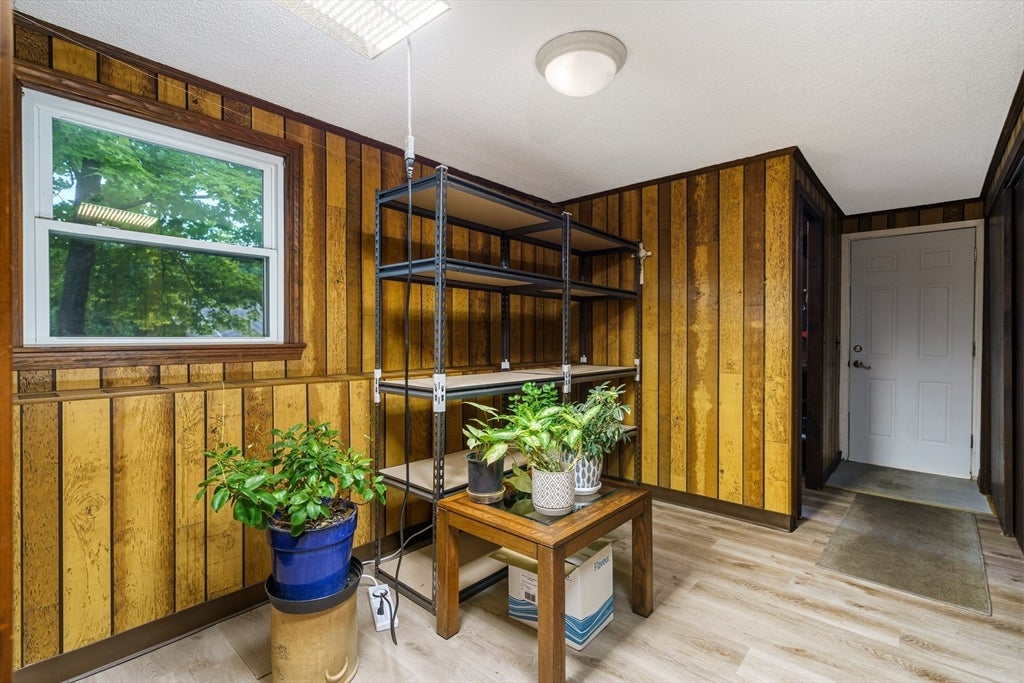 18 Ruthellen Road, Hudson, MA Photo #28