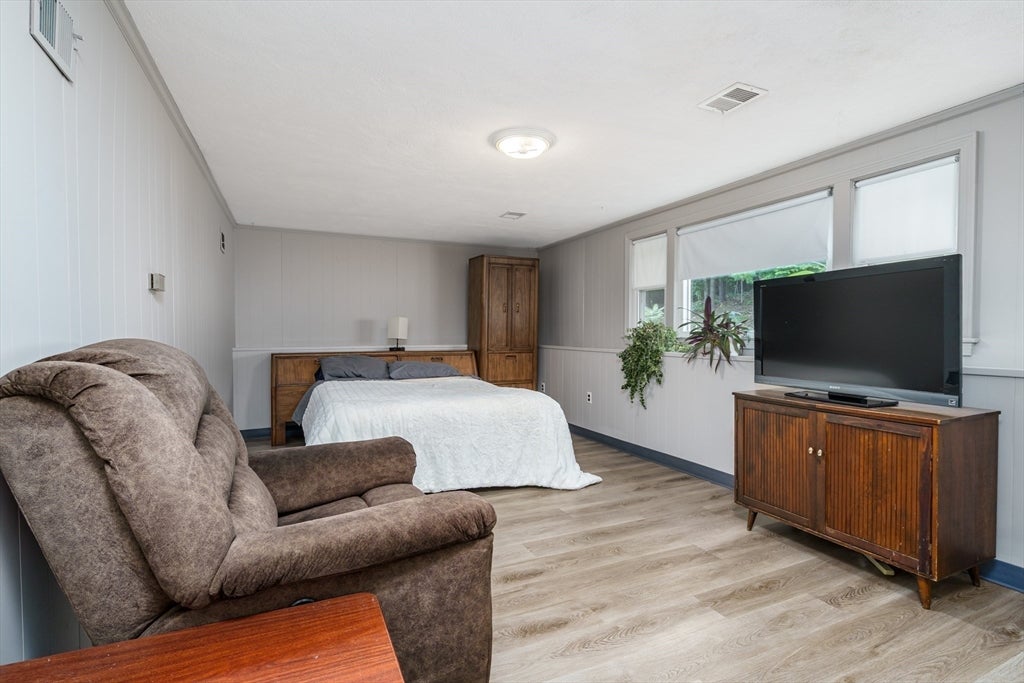 18 Ruthellen Road, Hudson, MA Photo #21