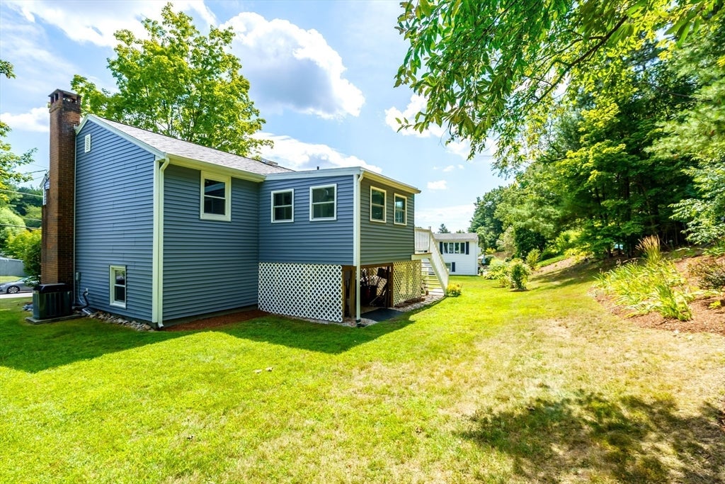 18 Ruthellen Road, Hudson, MA Photo #29