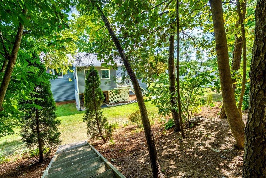 18 Ruthellen Road, Hudson, MA Photo #30