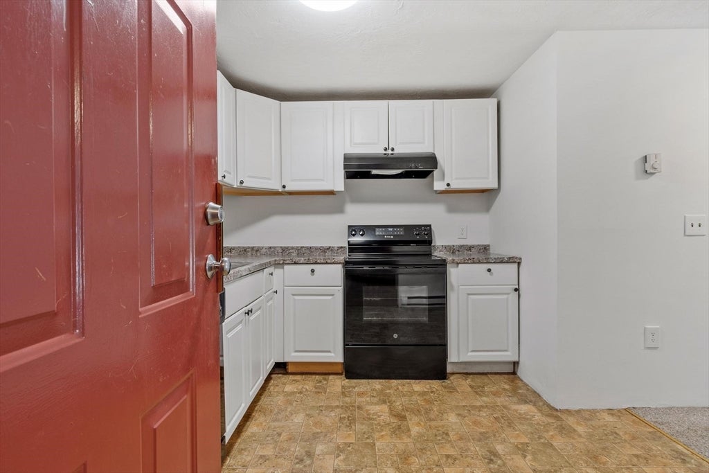 56 Edgeworth ST #16, Worcester, MA Photo #2