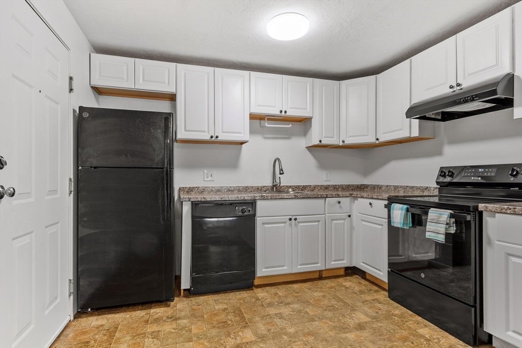 56 Edgeworth ST #16, Worcester, MA Photo #4