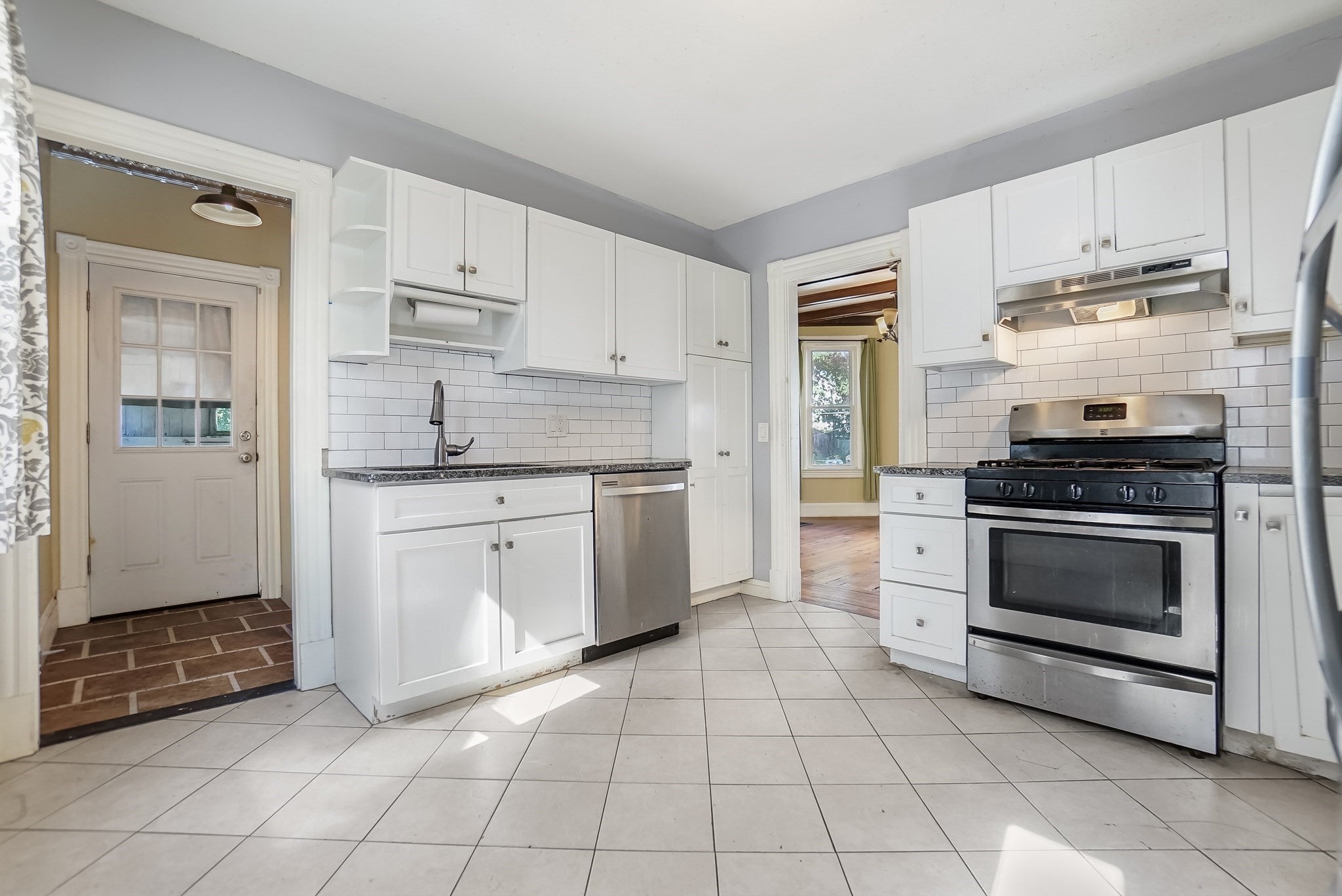34 Parkwood Street, Springfield, MA, 34 Parkwood Street, Springfield, MA Photo #3