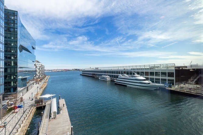 150 Seaport Blvd 6D