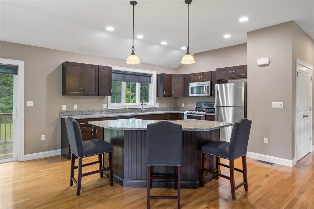 23 Hemlock Dr