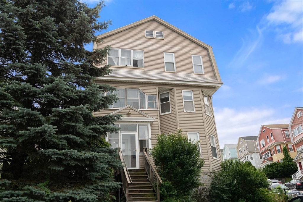 51 Sterling St U: 2