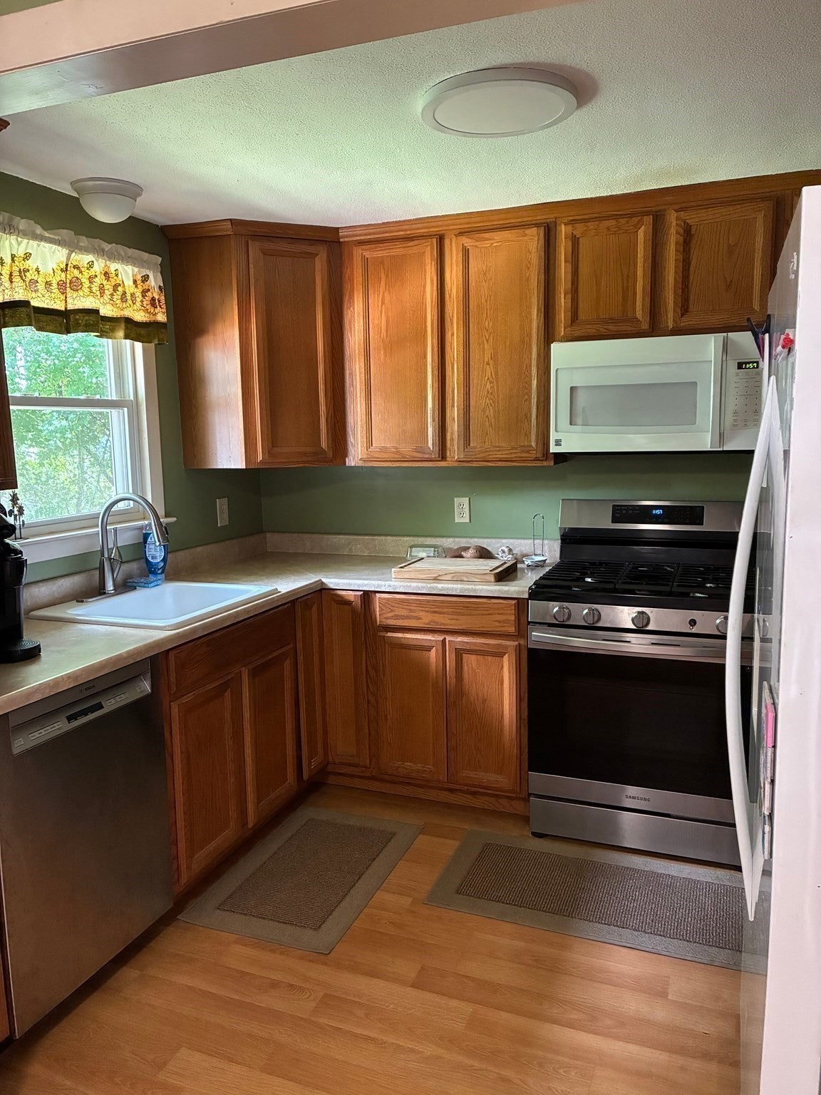 89 Porter Rd, Marlborough, MA Photo #6