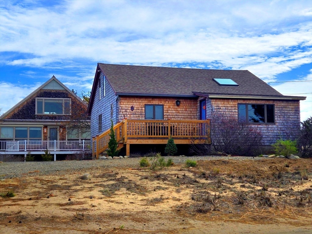 Photo of 11 Sunset Dr, Newbury, MA