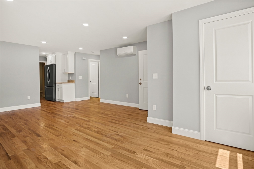 58 Chestnut St