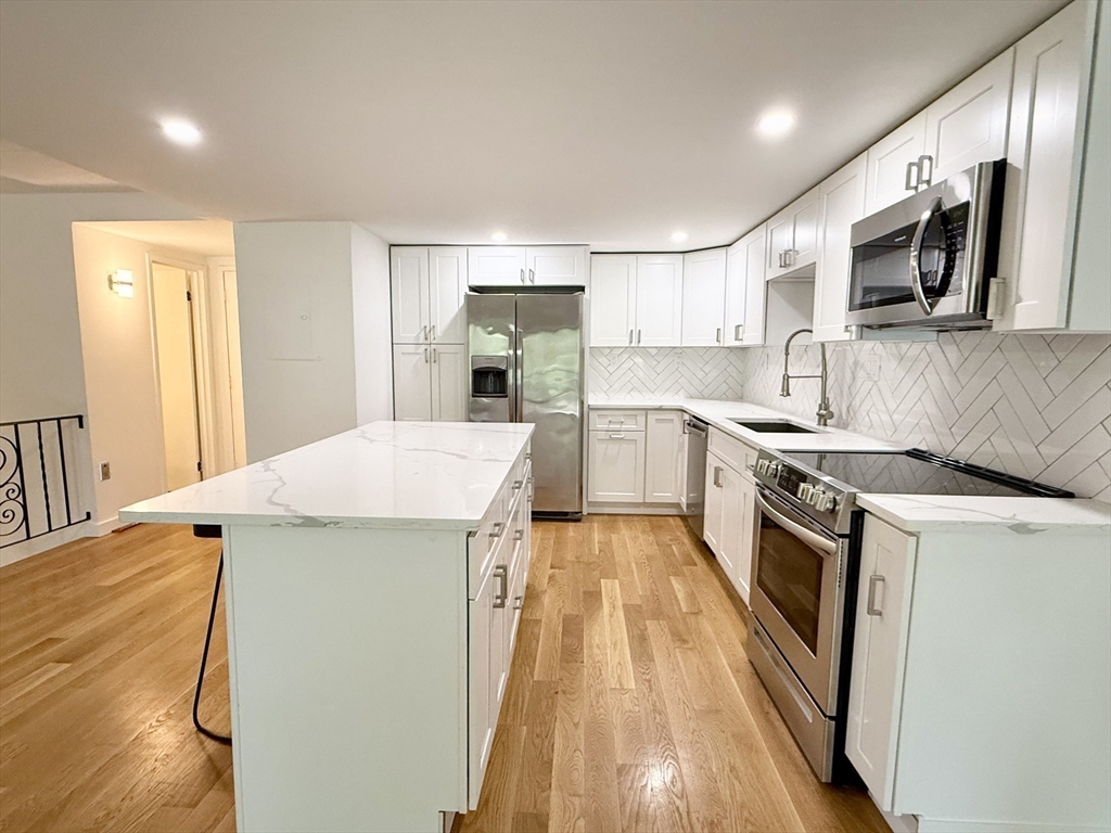 146 Marble St 213
