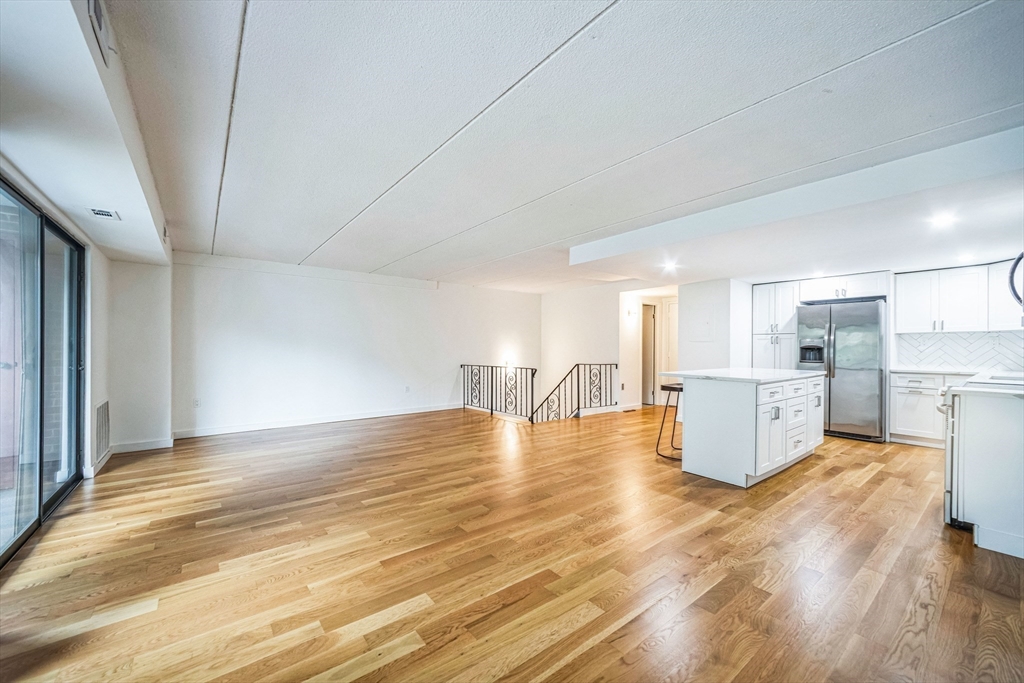 146 Marble St 213