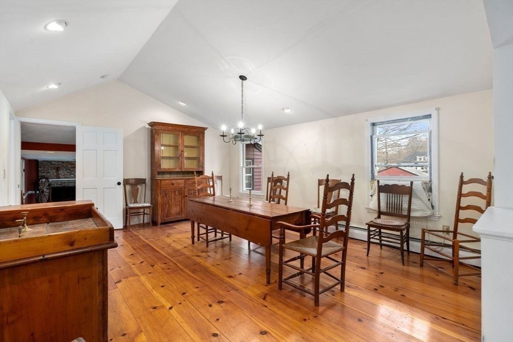 422 Liberty Square Rd