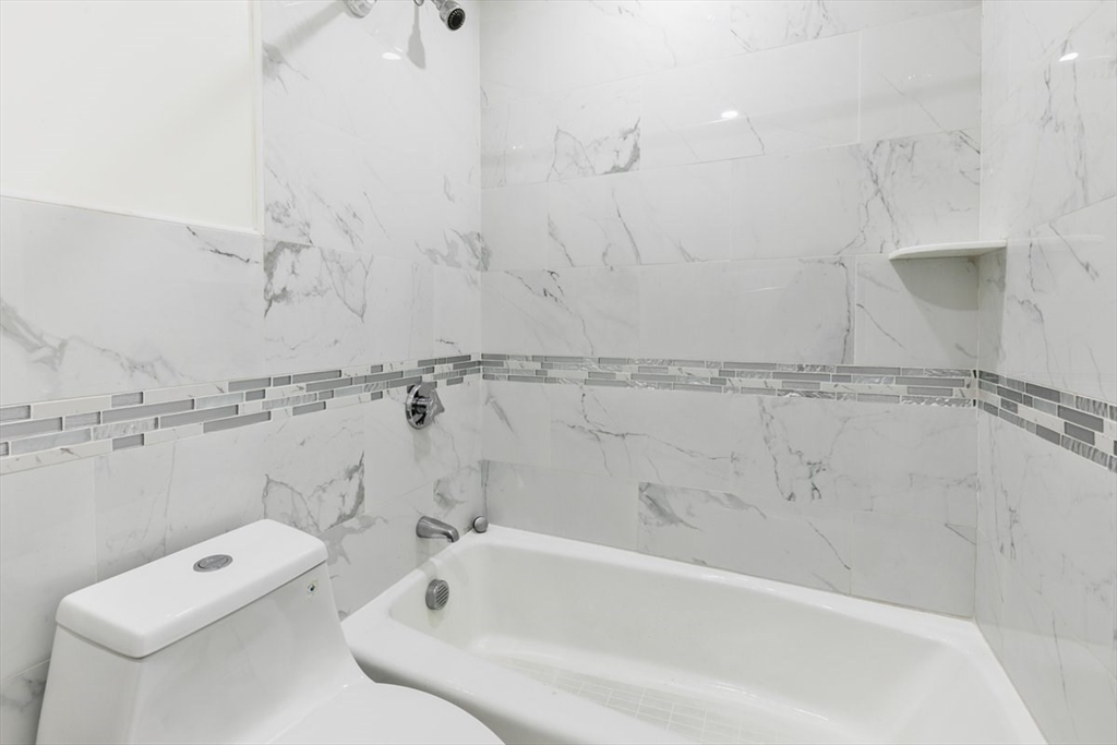 18 Baird St #2, Boston, MA Photo #15