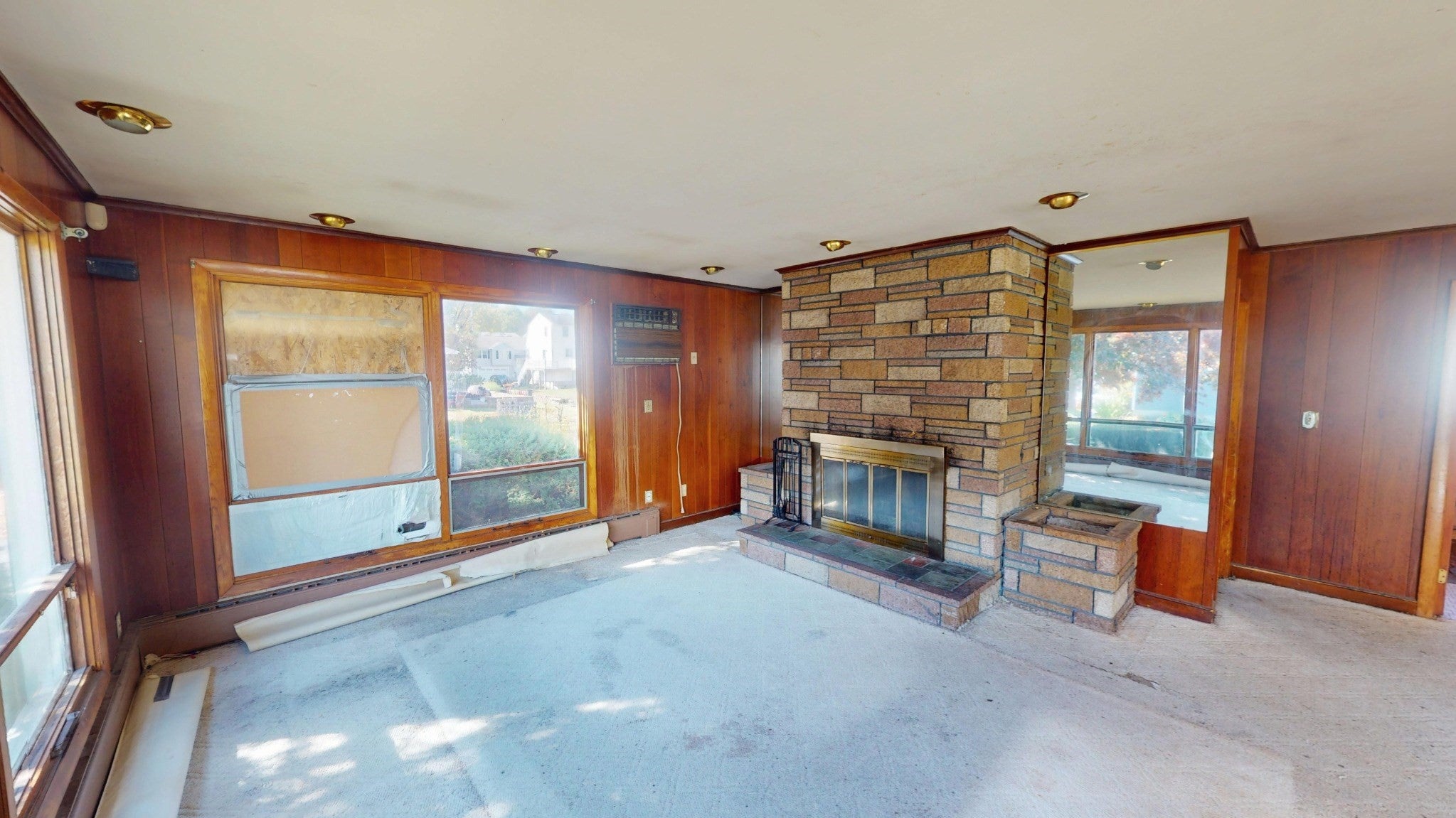 79 William St, Lawrence, MA Photo #6