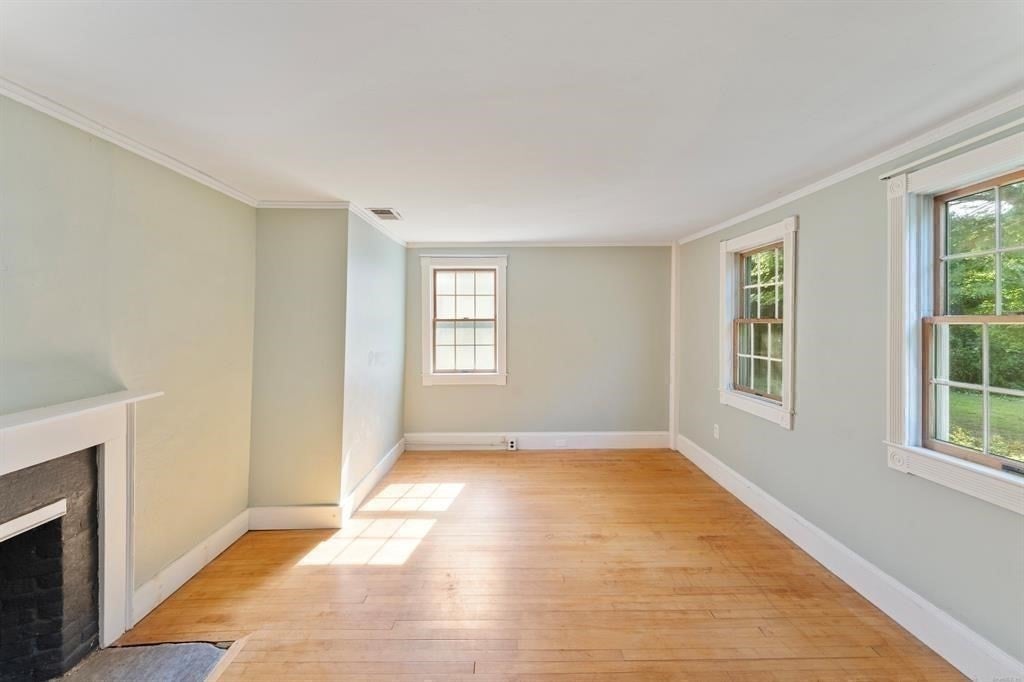 1530 Hartford Pike, Killingly, CT Photo #15