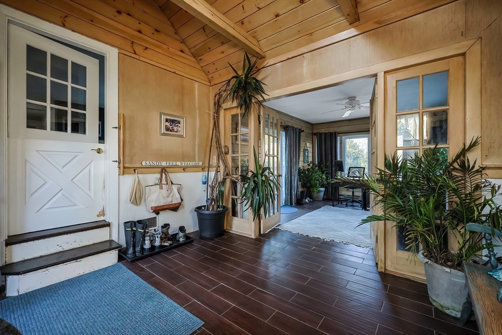 110 Acushnet Rd